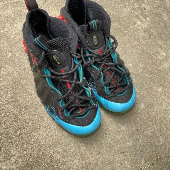 Spider-Man Foamposites - Picture 4 of 4